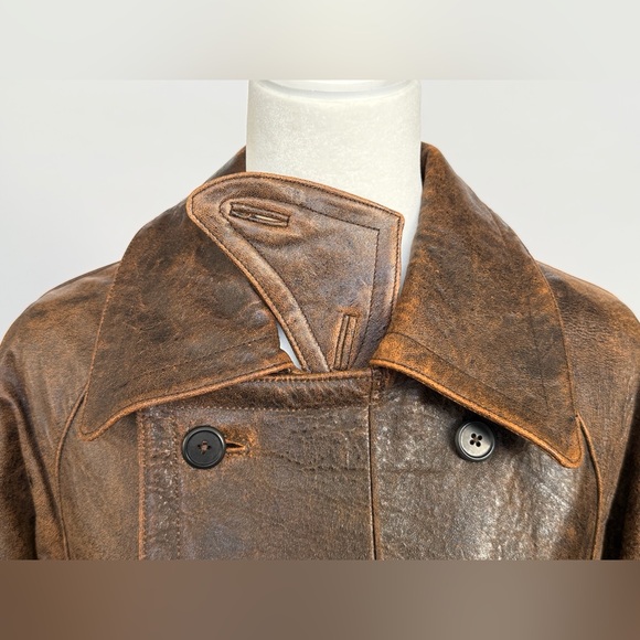Vintage Men’s The J. Peterman Co. Distressed Brown Leather Trench Coat sz Small - Picture 5 of 15